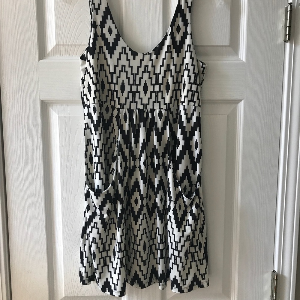 J. Valdi dresss